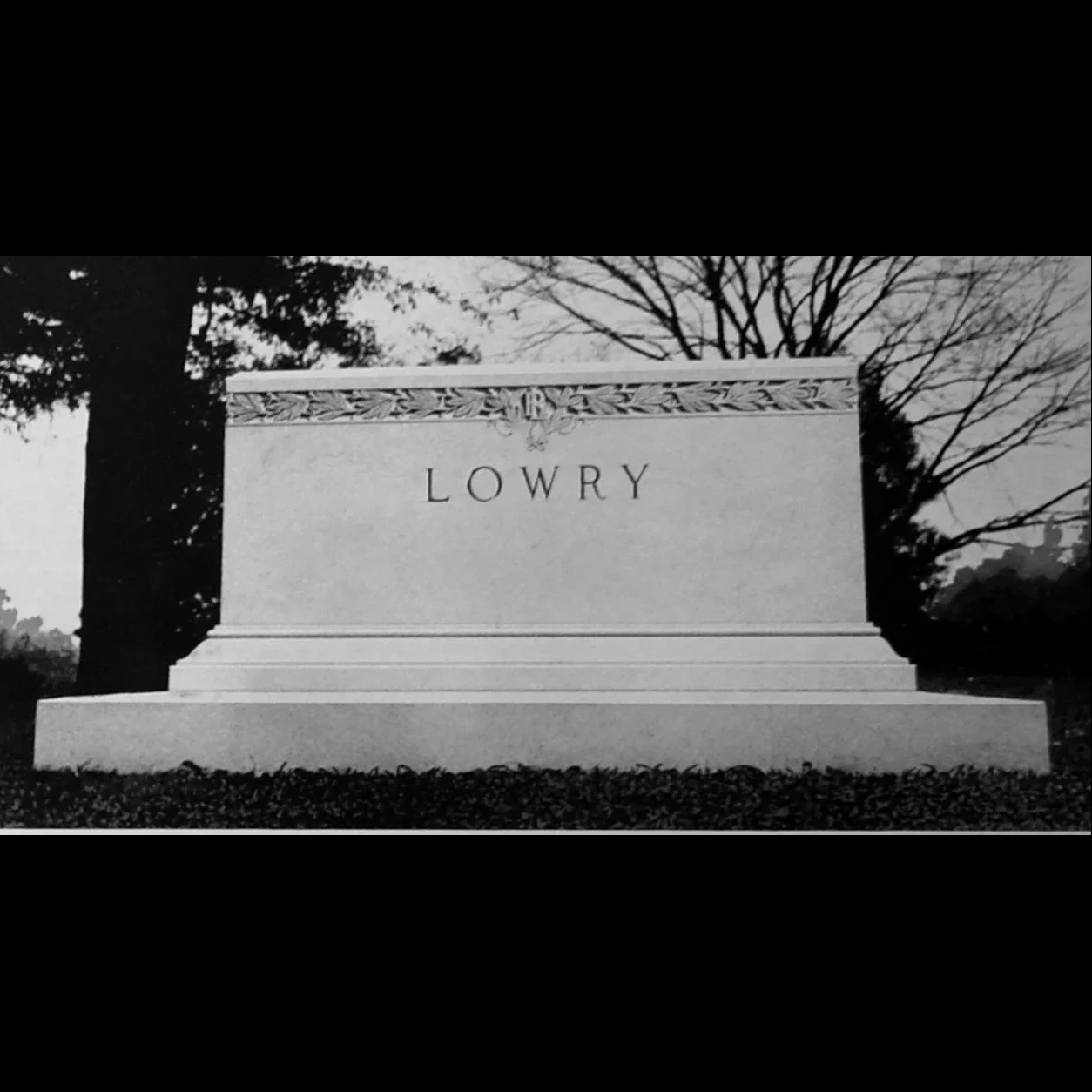 Historical catalog design: lowry
