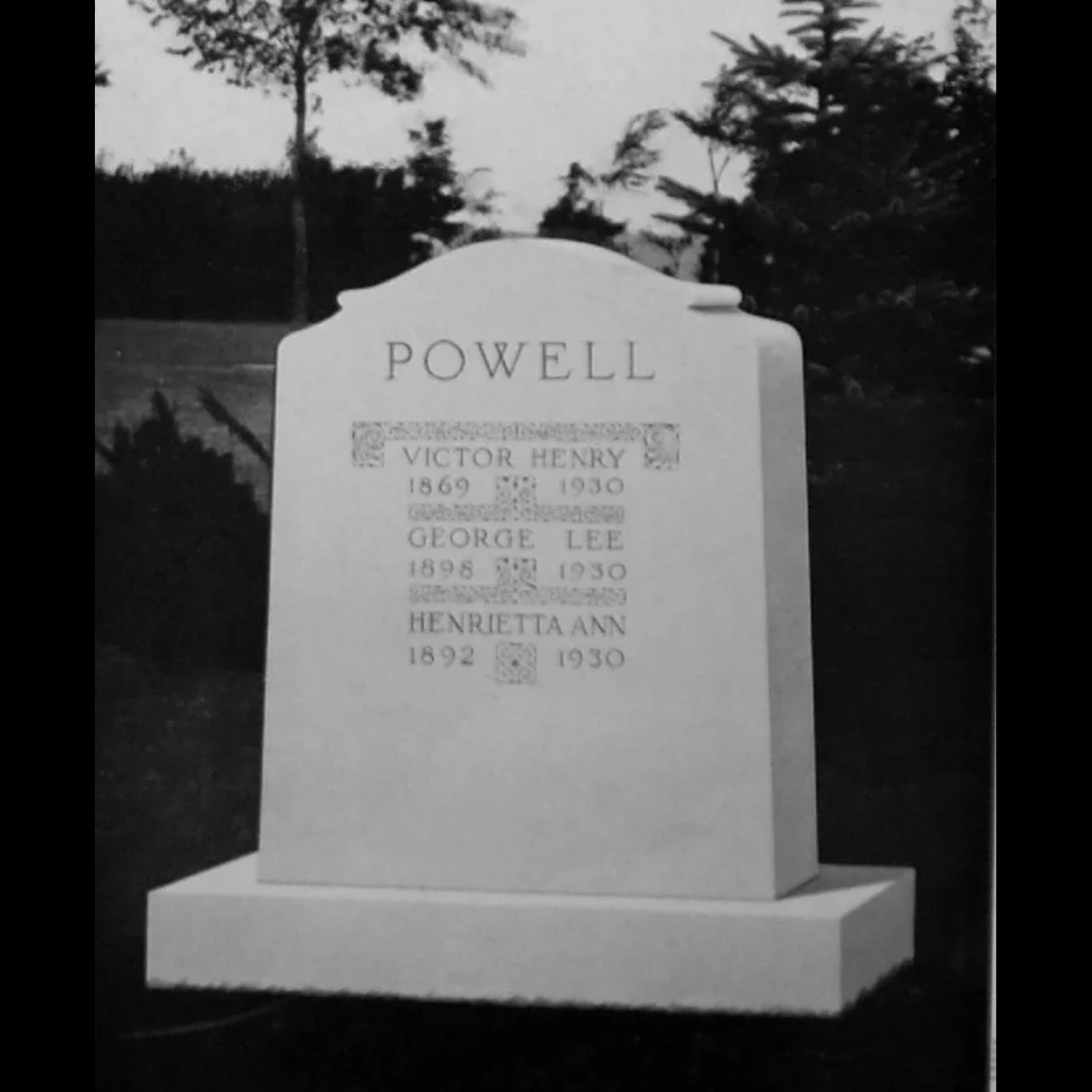 Historical catalog design: powell
